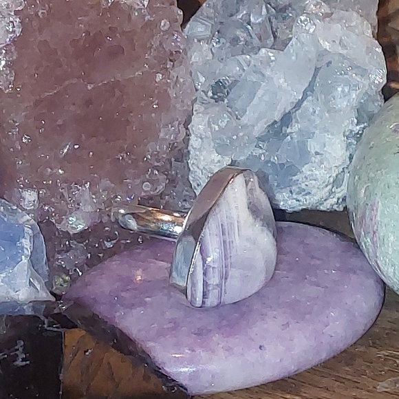 Chevron Amethyst 925 Sterling Silver Ring Size 8.25 - Picture 2 of 5